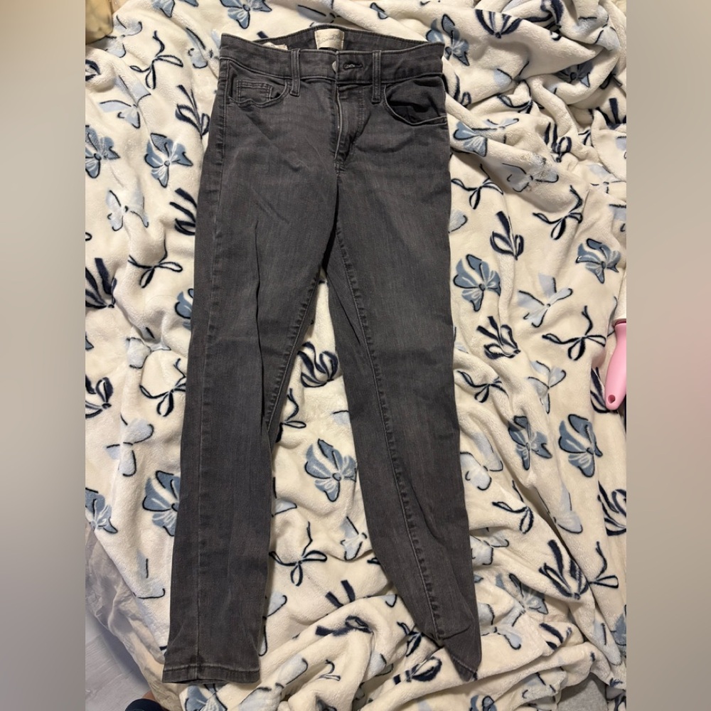 Universal Thread Women's Charcoal Skinny Jeans